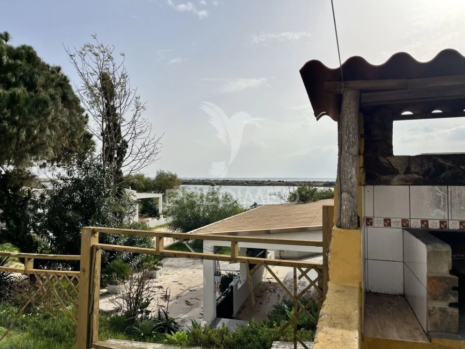 Moradia T3 para Venda em Quelfes Foto 20