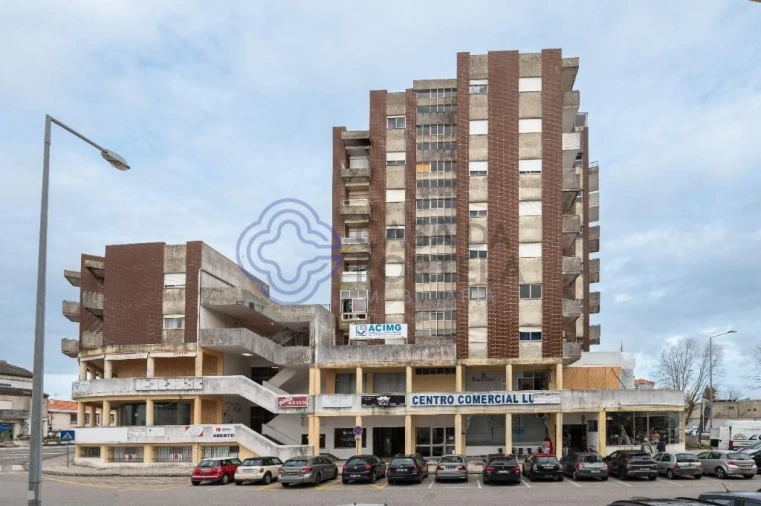 Apartamento T1 para Venda em Marinha Grande Foto 2