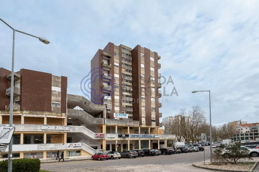 Apartamento T1 para Venda em Marinha Grande Foto 1