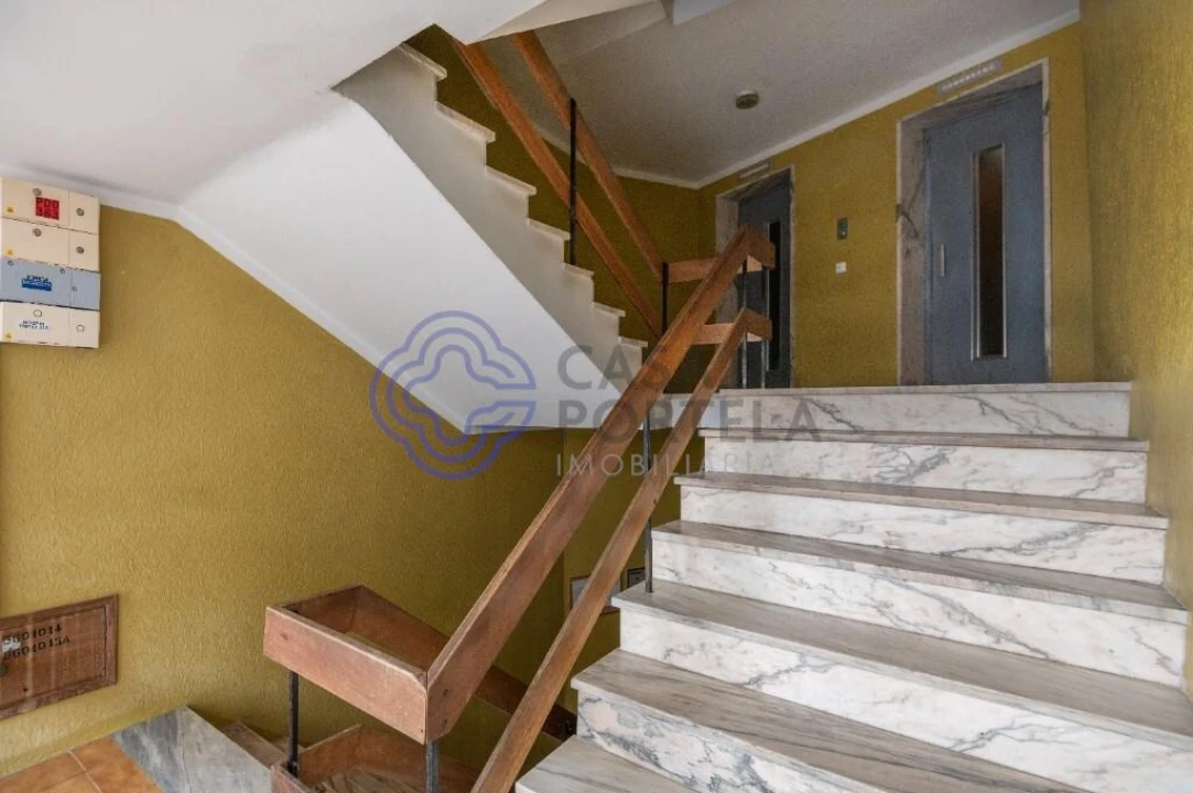 Apartamento T1 para Venda em Marinha Grande Foto 4