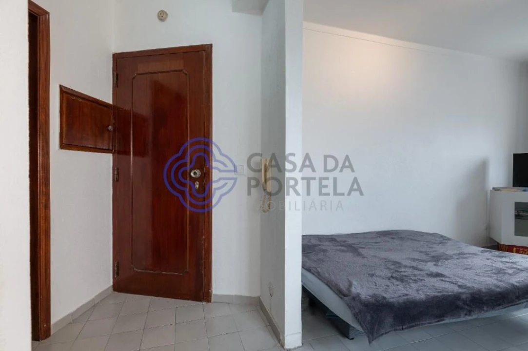 Apartamento T1 para Venda em Marinha Grande Foto 6