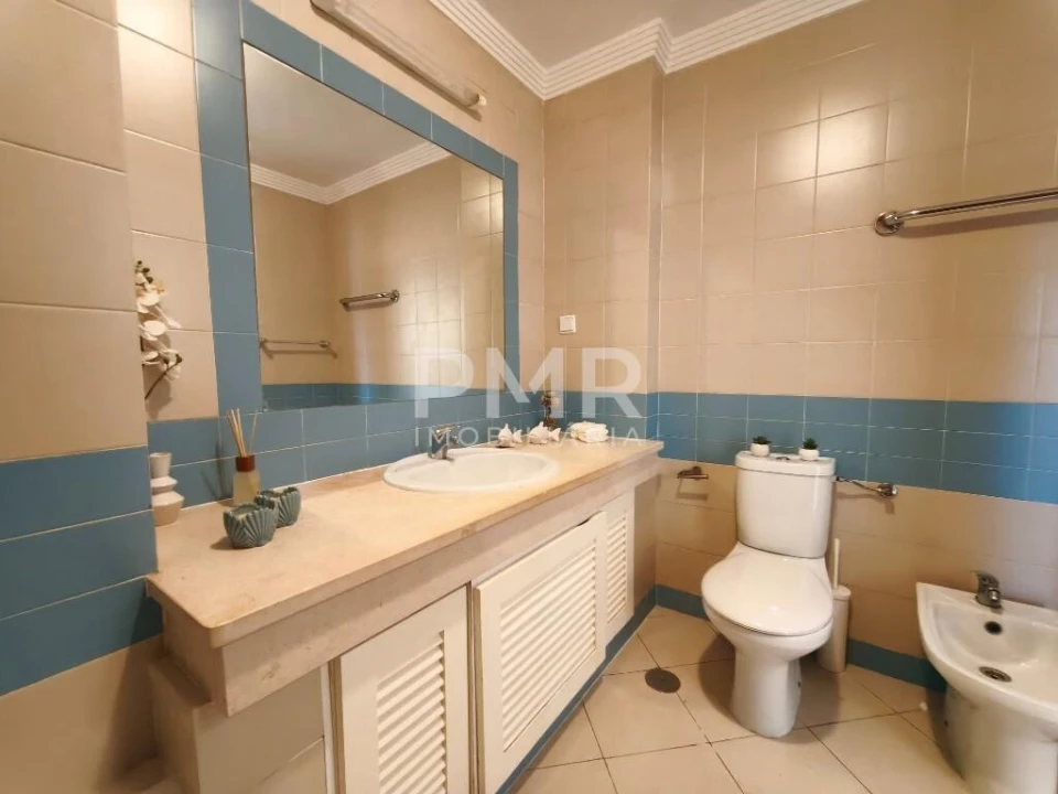 Apartamento T2 para Venda em Albufeira e Olhos de Água Foto 9