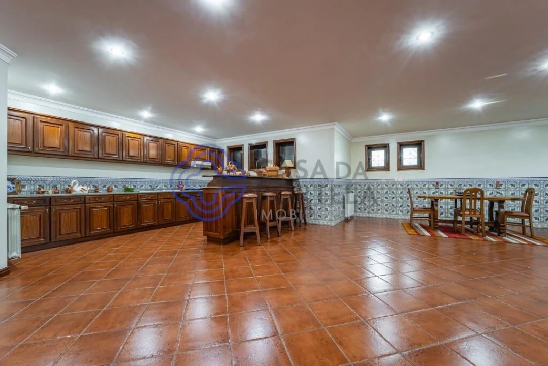 Moradia T5 para Venda em Castêlo da Maia Foto 31