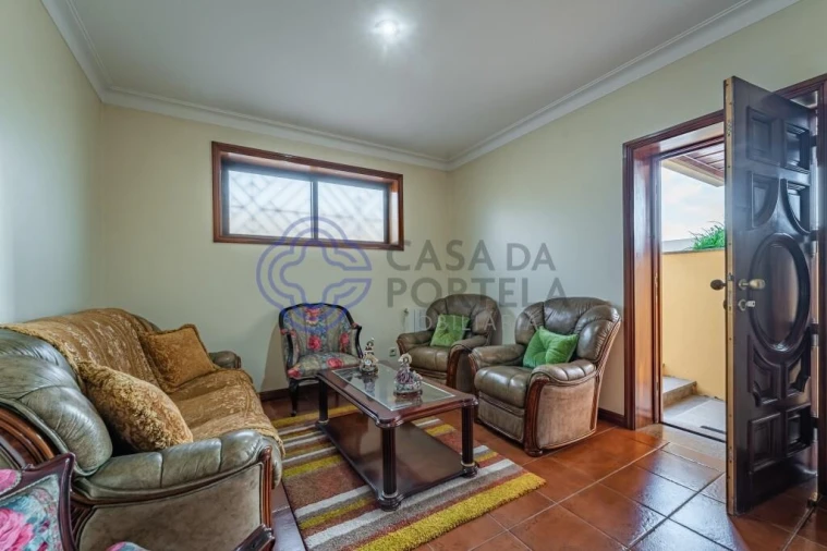 Moradia T5 para Venda em Castêlo da Maia Foto 38