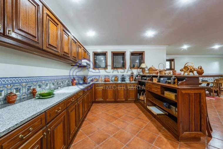 Moradia T5 para Venda em Castêlo da Maia Foto 30