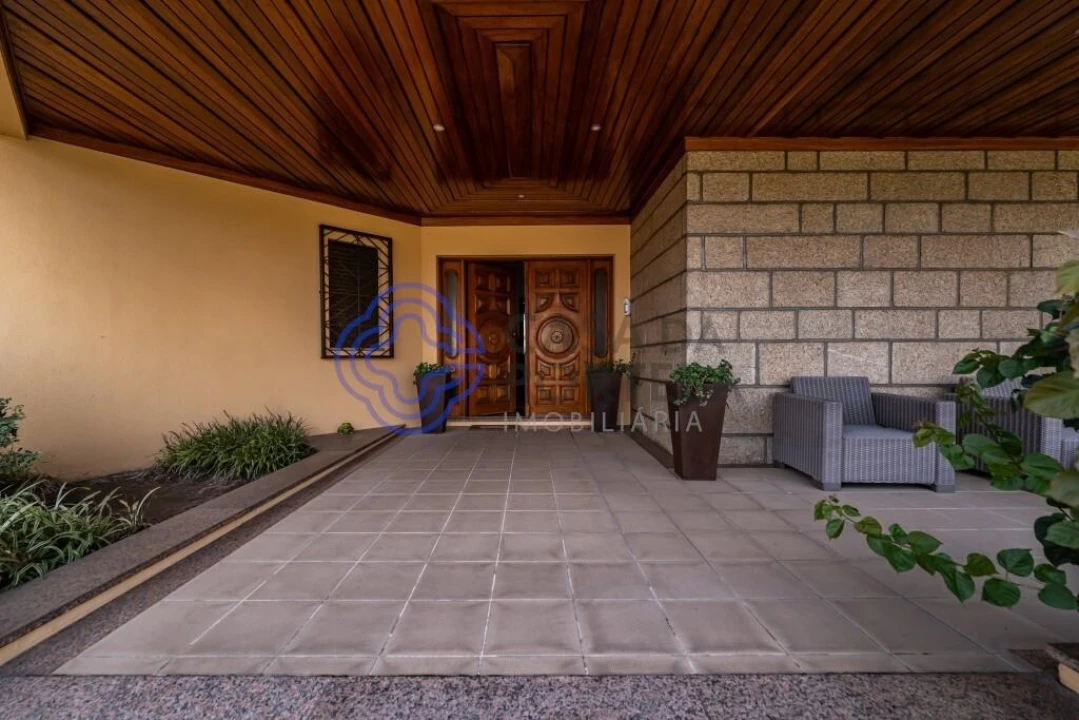 Moradia T5 para Venda em Castêlo da Maia Foto 4