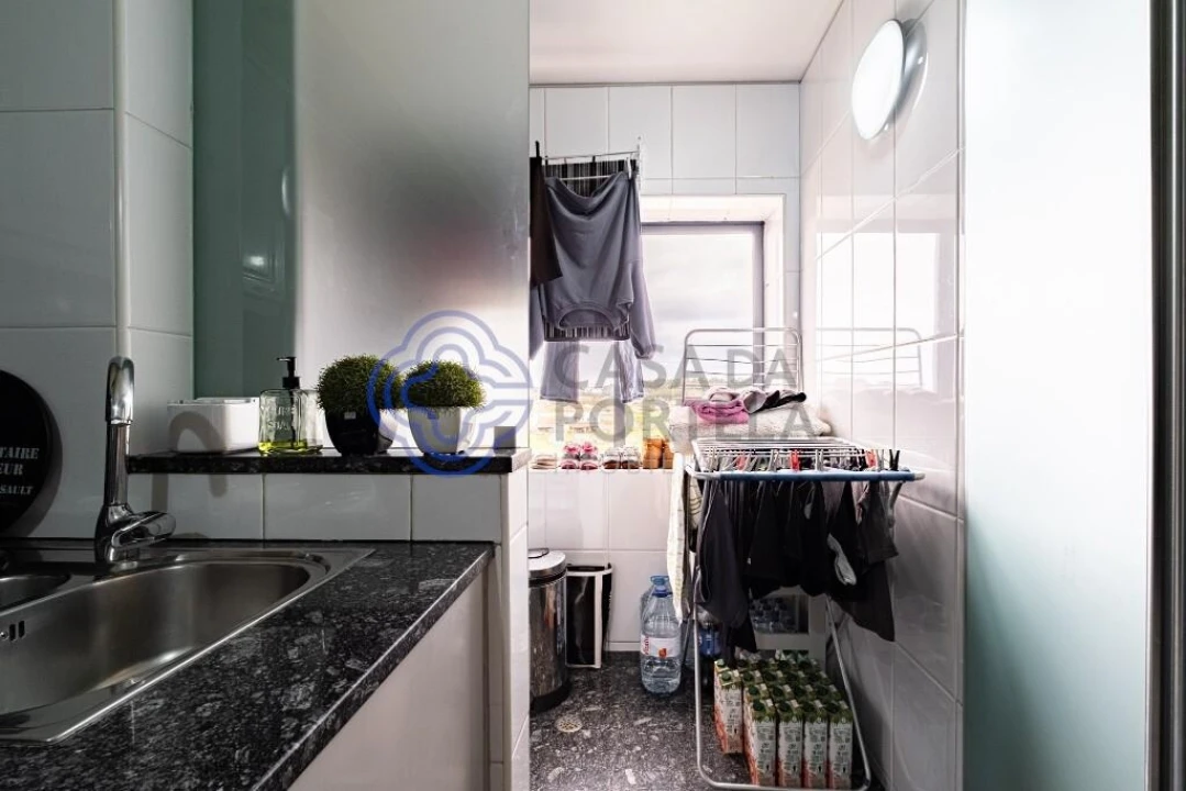 Apartamento T2 para Venda em Cidade da Maia Foto 19