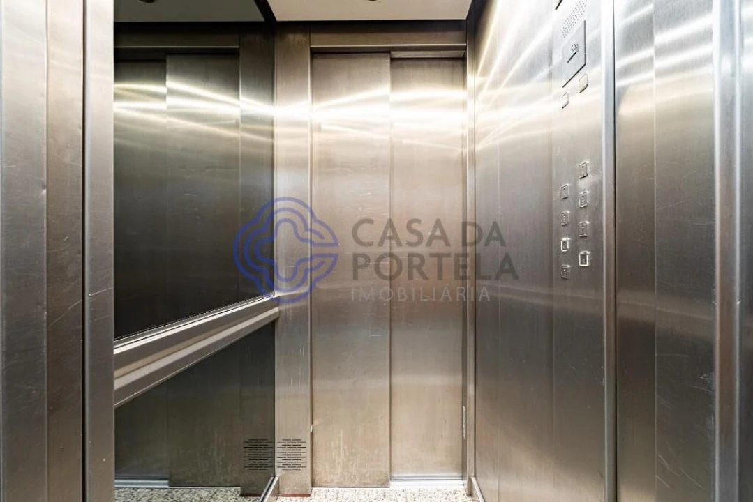 Apartamento T2 para Venda em Cidade da Maia Foto 35