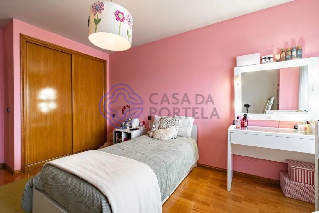 Apartamento T2 para Venda em Cidade da Maia Foto 26