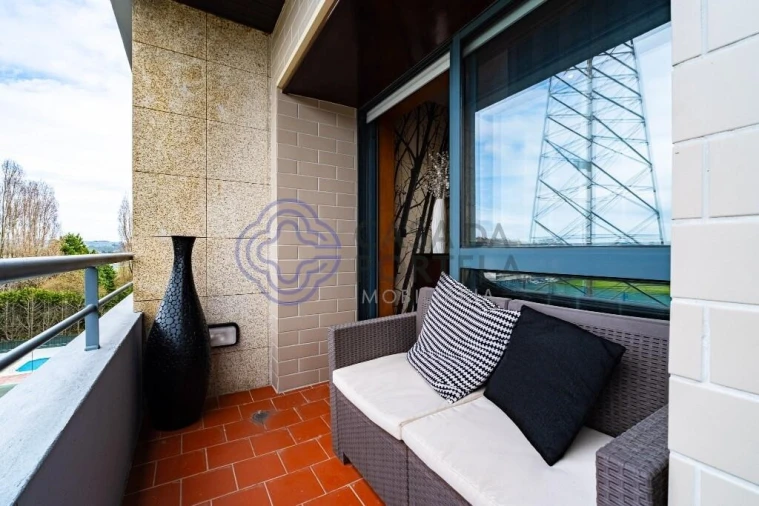 Apartamento T2 para Venda em Cidade da Maia Foto 10