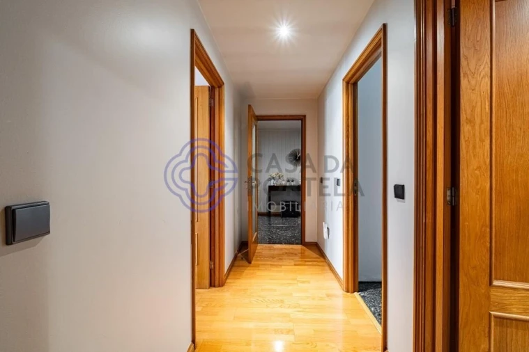 Apartamento T2 para Venda em Cidade da Maia Foto 31