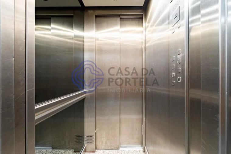 Apartamento T2 para Venda em Cidade da Maia Foto 35