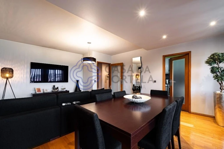 Apartamento T2 para Venda em Cidade da Maia Foto 4