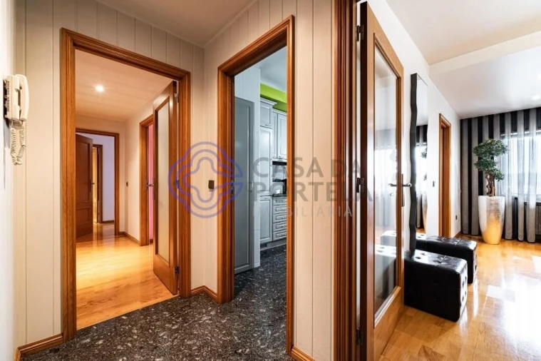 Apartamento T2 para Venda em Cidade da Maia Foto 14