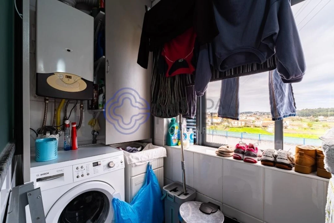 Apartamento T2 para Venda em Cidade da Maia Foto 20