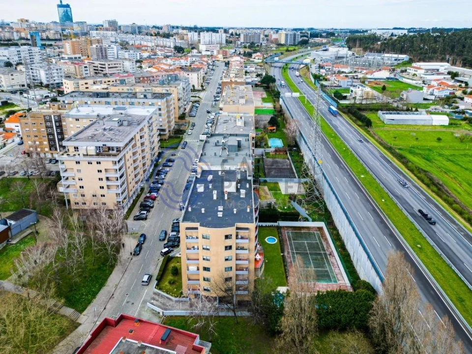 Apartamento T2 para Venda em Cidade da Maia Foto 46