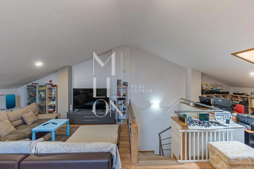 Moradia T4 para Venda em Serzedo e Perosinho Foto 37