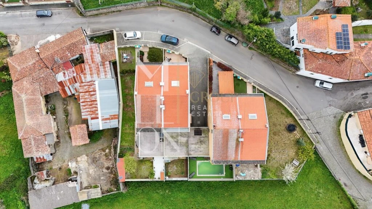Moradia T4 para Venda em Serzedo e Perosinho Foto 55