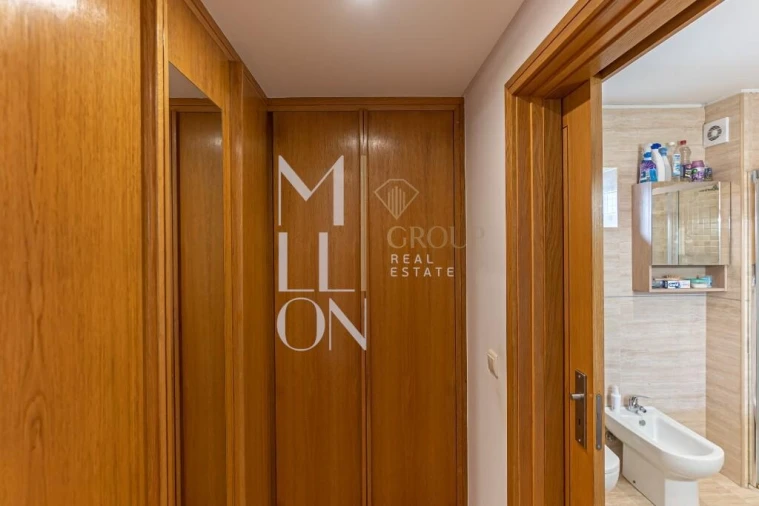 Moradia T4 para Venda em Serzedo e Perosinho Foto 33