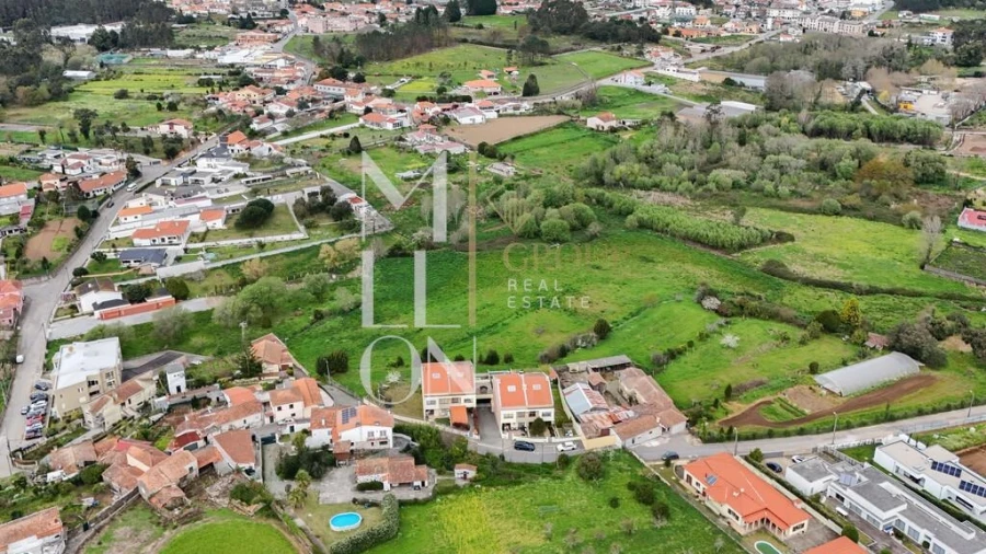 Moradia T4 para Venda em Serzedo e Perosinho Foto 52