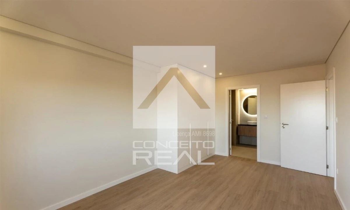 Apartamento T3 para Venda em Santa Marinha e São Pedro da Afurada Foto 13