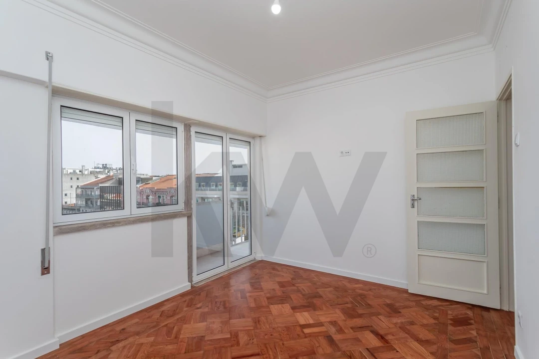 Apartamento T3 para Arrendamento em Arroios Foto 23