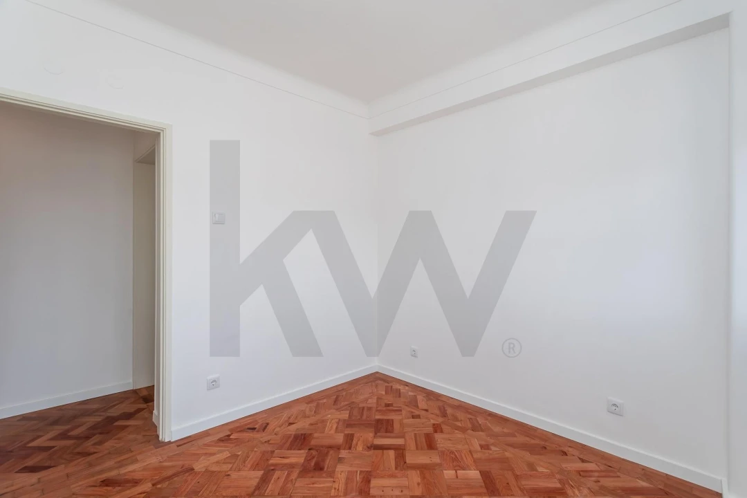 Apartamento T3 para Arrendamento em Arroios Foto 18