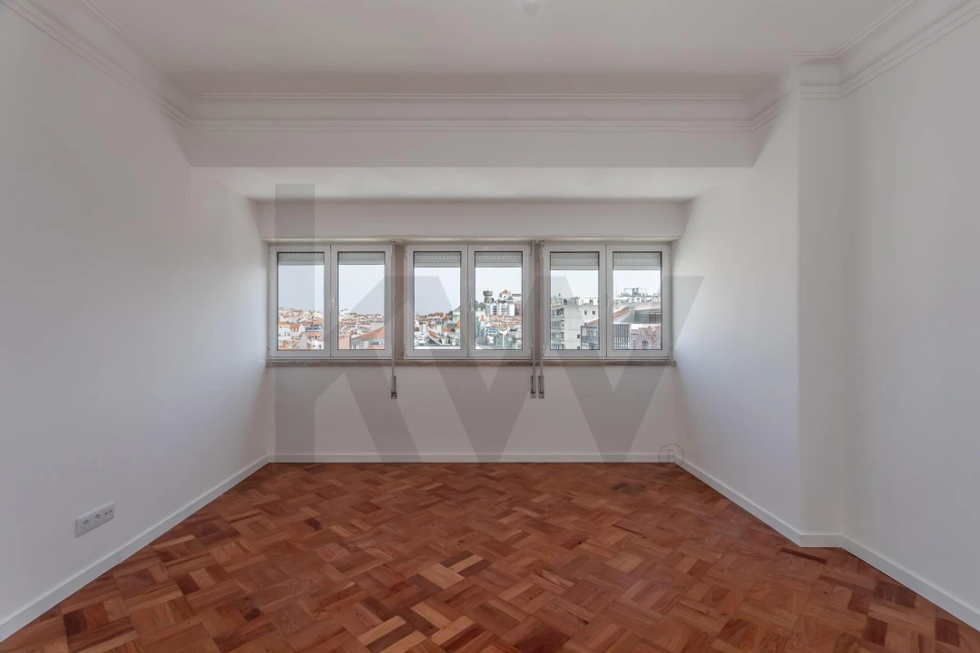 Apartamento T3 para Arrendamento em Arroios Foto 3