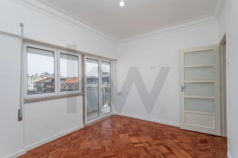 Apartamento T3 para Arrendamento em Arroios Foto 23