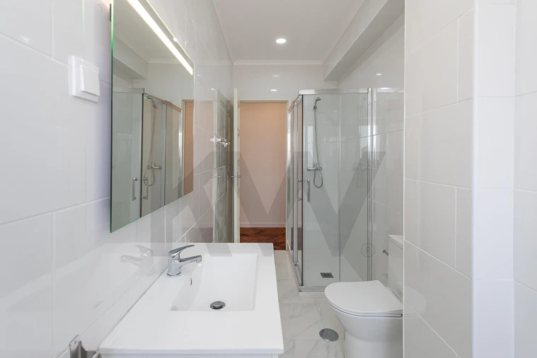 Apartamento T3 para Arrendamento em Arroios Foto 9