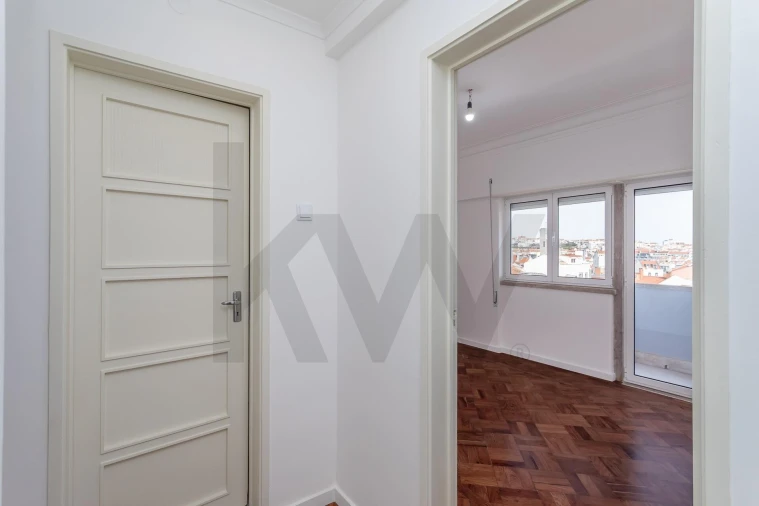 Apartamento T3 para Arrendamento em Arroios Foto 21