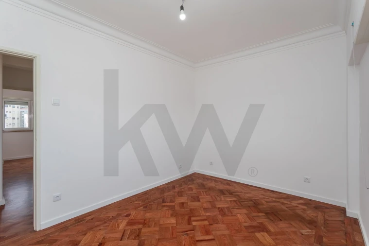 Apartamento T3 para Arrendamento em Arroios Foto 27