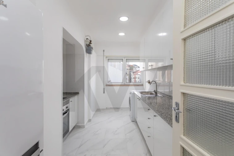 Apartamento T3 para Arrendamento em Arroios Foto 11