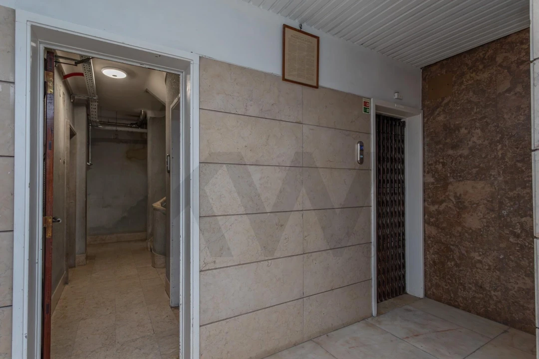 Apartamento T3 para Arrendamento em Arroios Foto 36