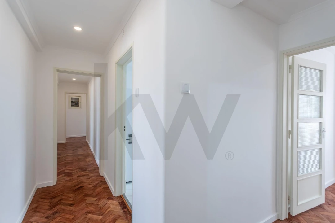 Apartamento T3 para Arrendamento em Arroios Foto 34