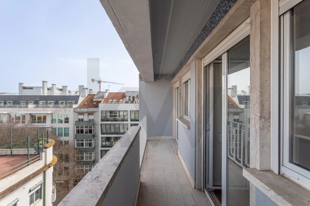 Apartamento T3 para Arrendamento em Arroios Foto 24