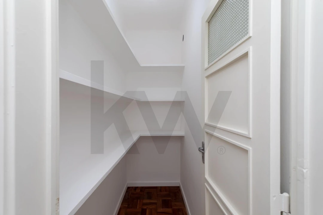 Apartamento T3 para Arrendamento em Arroios Foto 32