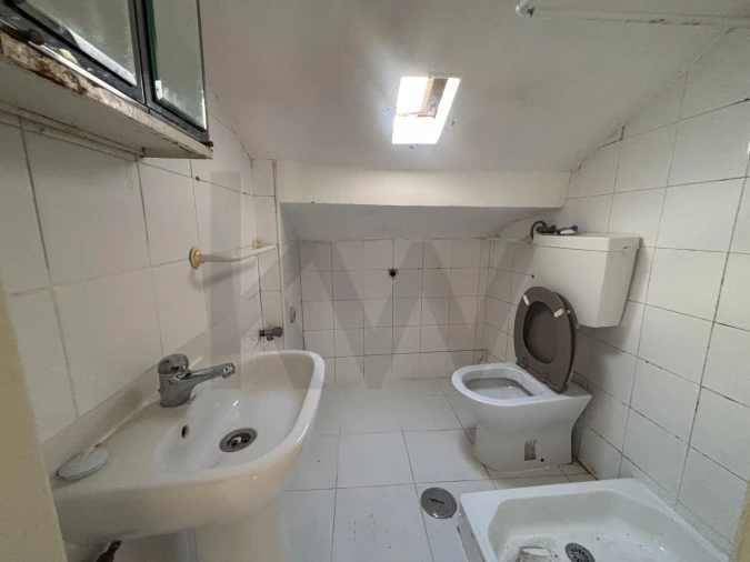 Apartamento T1 para Venda em Santa Maria Maior Foto 9