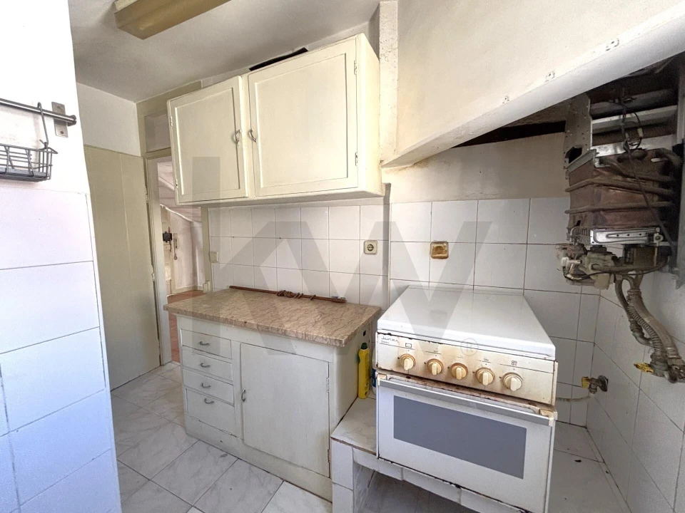 Apartamento T1 para Venda em Santa Maria Maior Foto 8