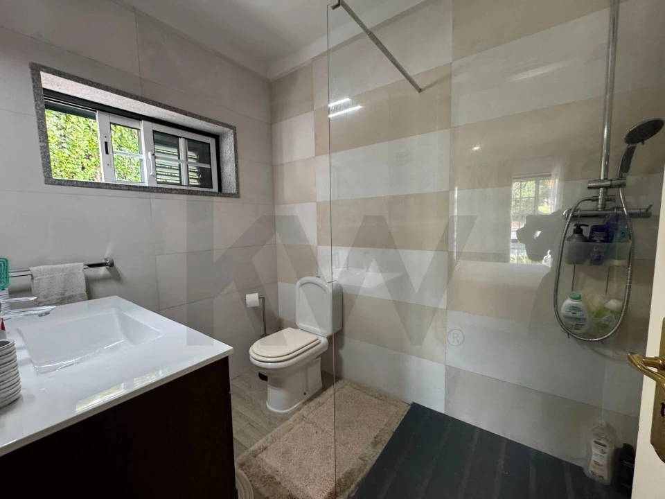 Moradia T4 para Venda em Repeses e São Salvador Foto 17