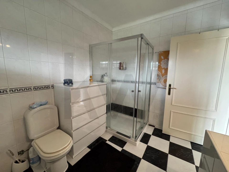 Moradia T4 para Venda em Repeses e São Salvador Foto 31