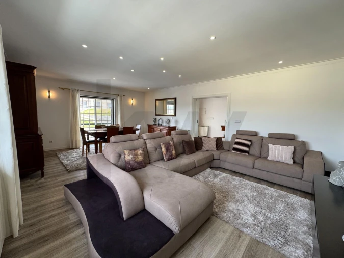 Moradia T4 para Venda em Repeses e São Salvador Foto 5