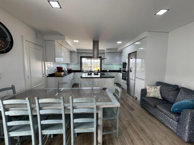 Moradia T4 para Venda em Repeses e São Salvador Foto 11