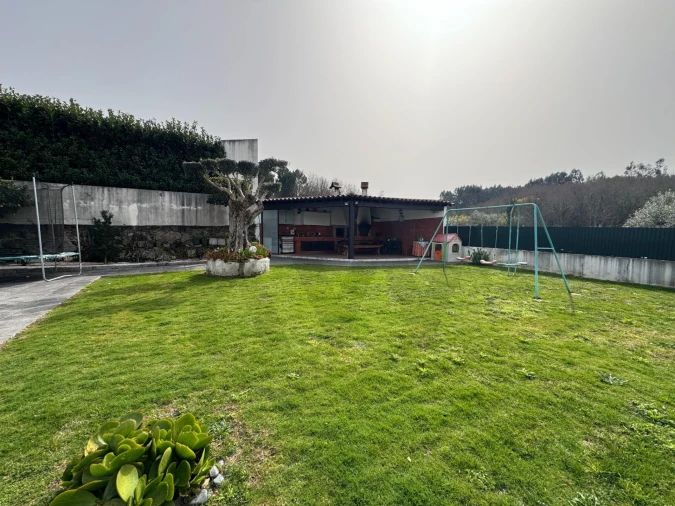 Moradia T4 para Venda em Repeses e São Salvador Foto 35