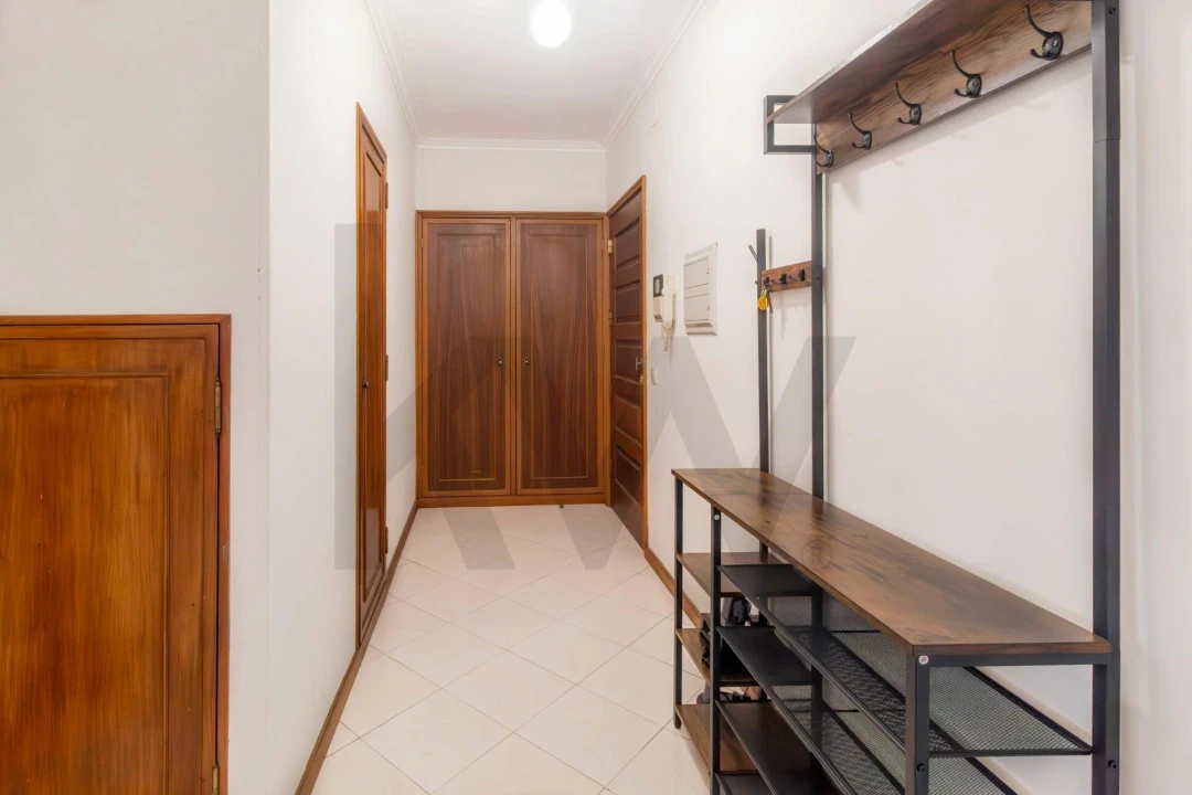 Apartamento T2 para Venda em Vilar de Andorinho Foto 20