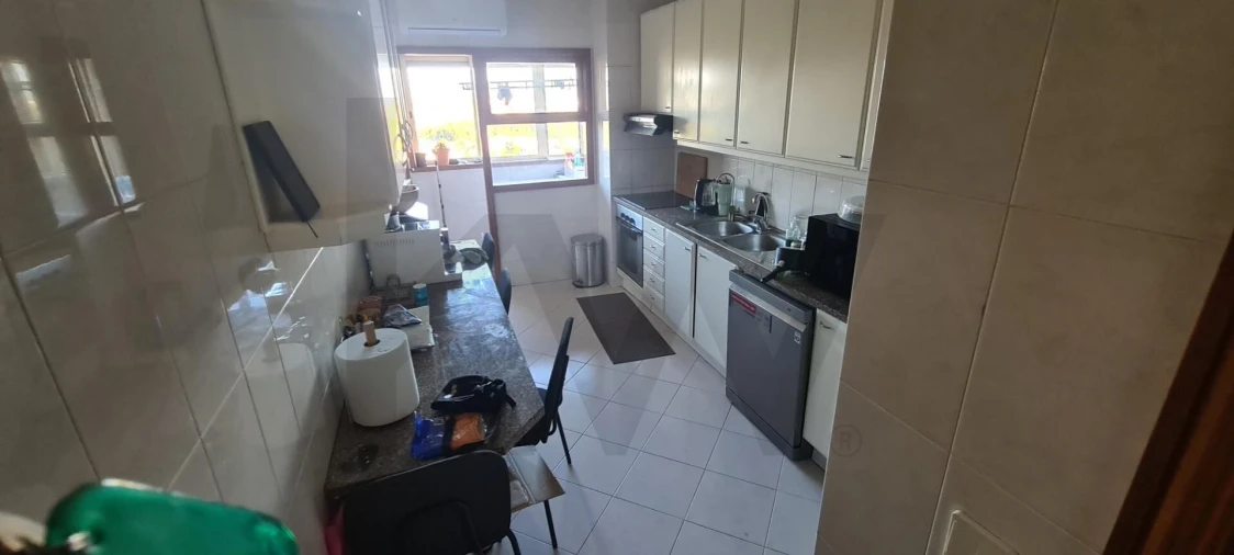 Apartamento T2 para Venda em Vilar de Andorinho Foto 11