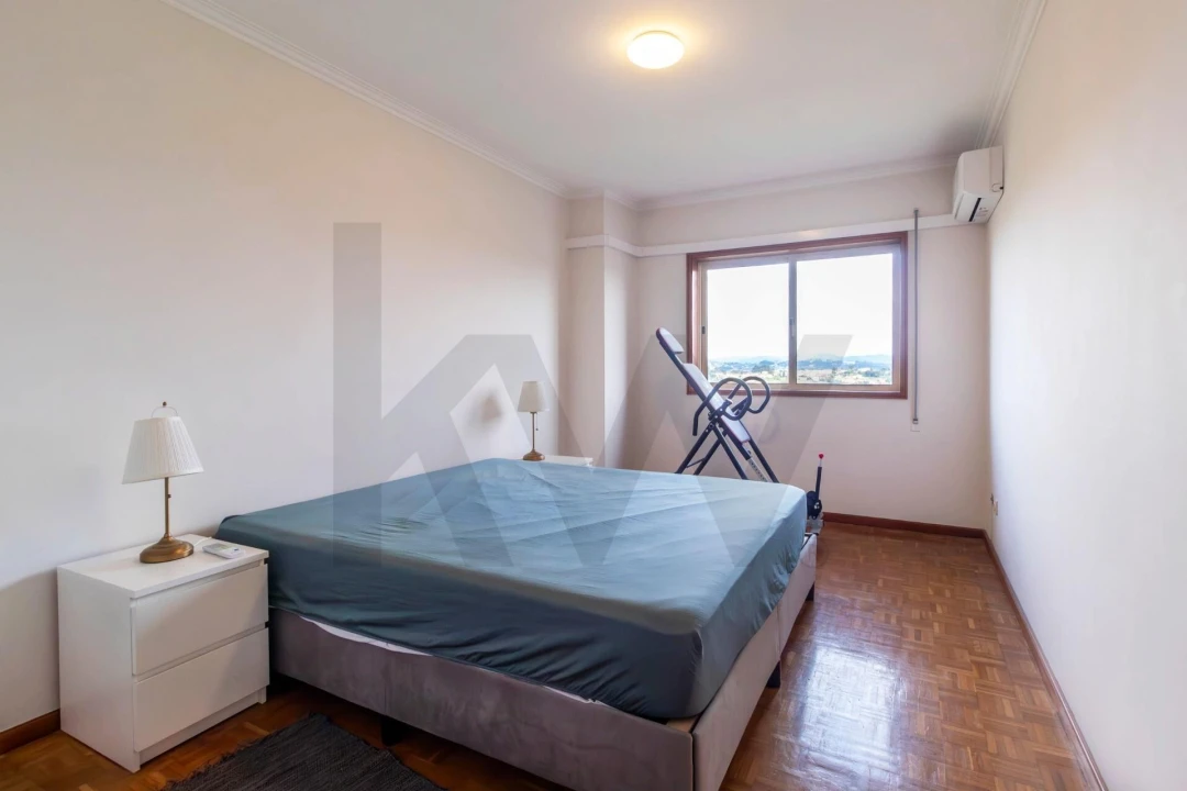 Apartamento T2 para Venda em Vilar de Andorinho Foto 22