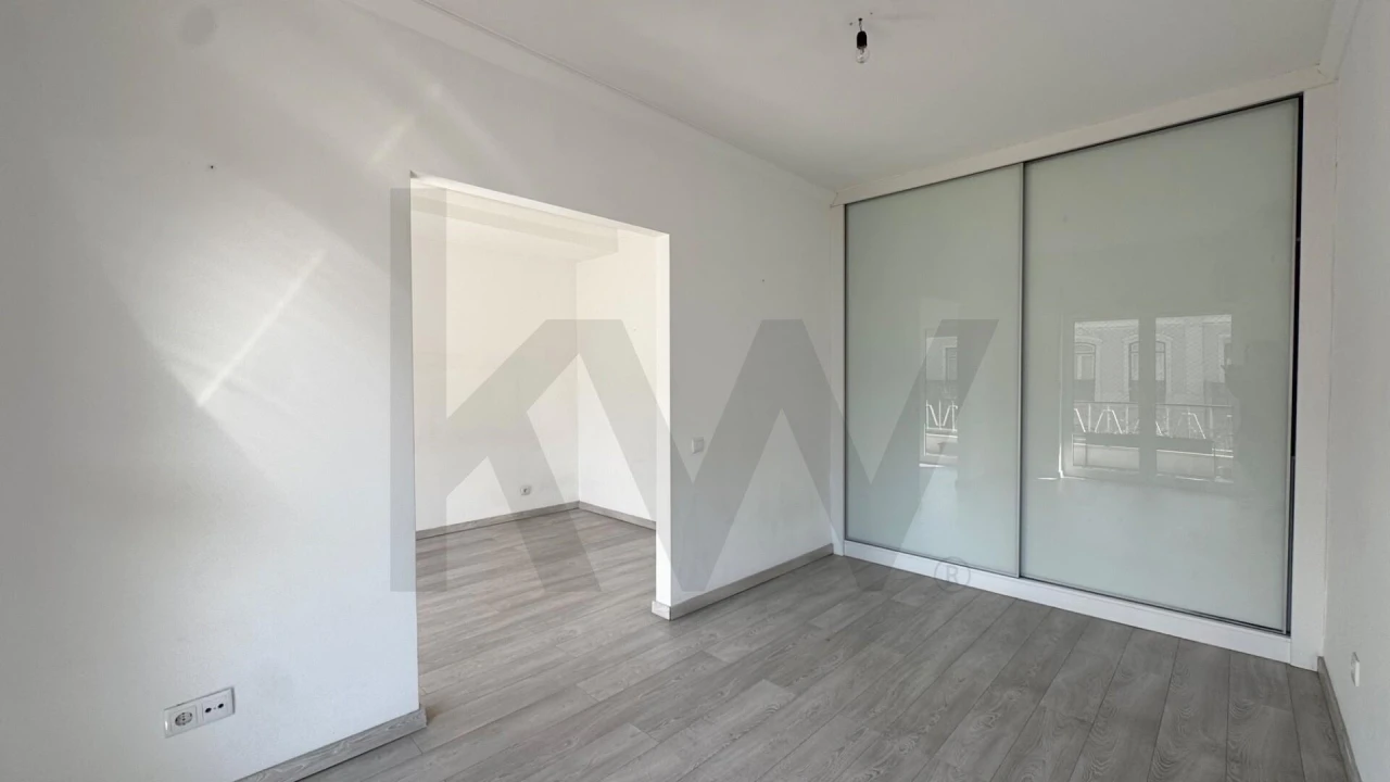 Apartamento T2 para Arrendamento em Arroios Foto 10