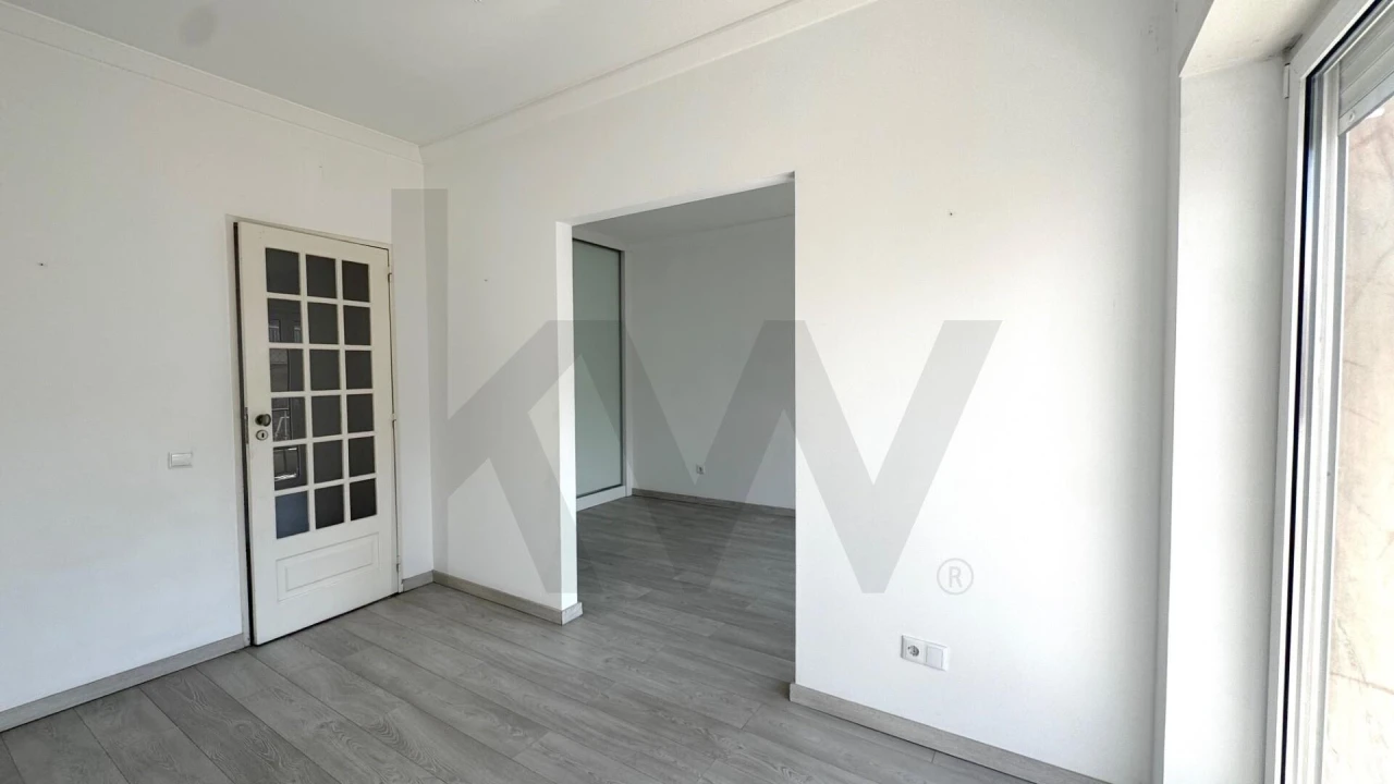 Apartamento T2 para Arrendamento em Arroios Foto 11