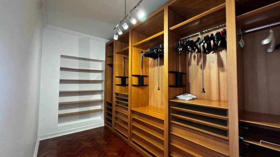 Apartamento T2 para Arrendamento em Arroios Foto 18